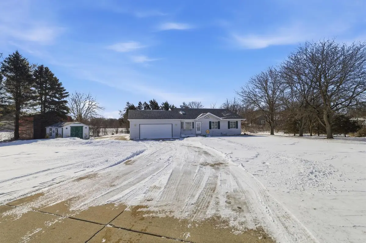27741 Kramer ROAD, Waterford, WI 53185 - #1