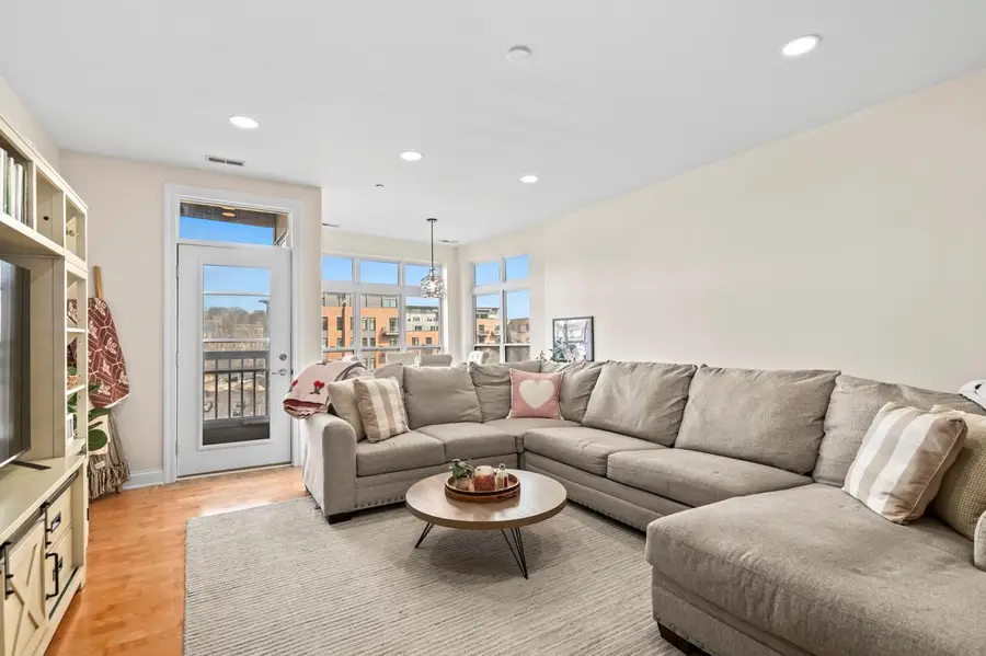 1915 N Water STREET #303, Milwaukee, WI 53202 - #3