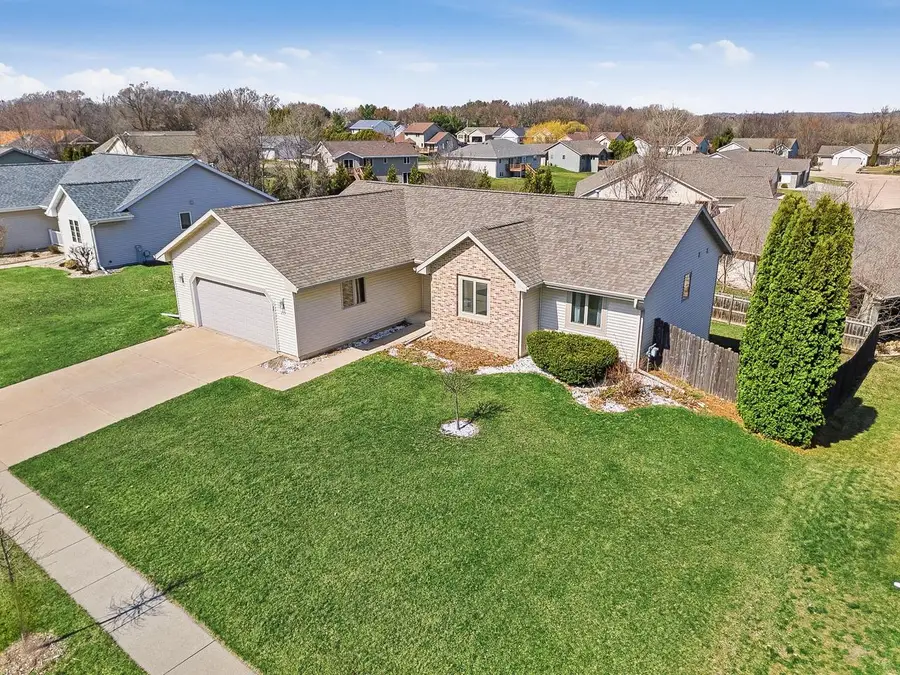 213 Wollet DRIVE, Fort Atkinson, WI 53538 - #2