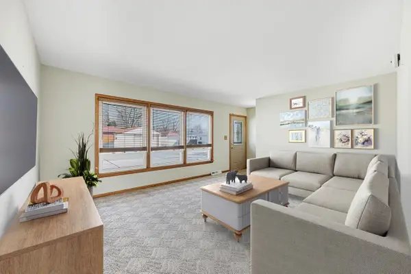 2417 Dombrowski BOULEVARD, Racine, WI 53405