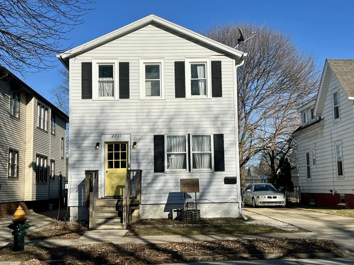 2011 Geneva STREET, Racine, WI 53402 - #1