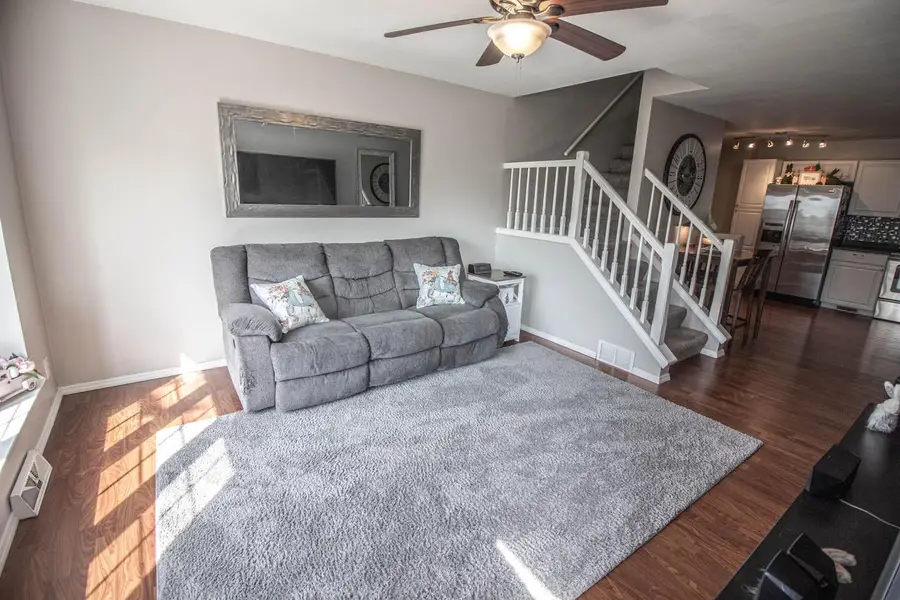 4915 W Colonial COURT, Greenfield, WI 53220 - #2