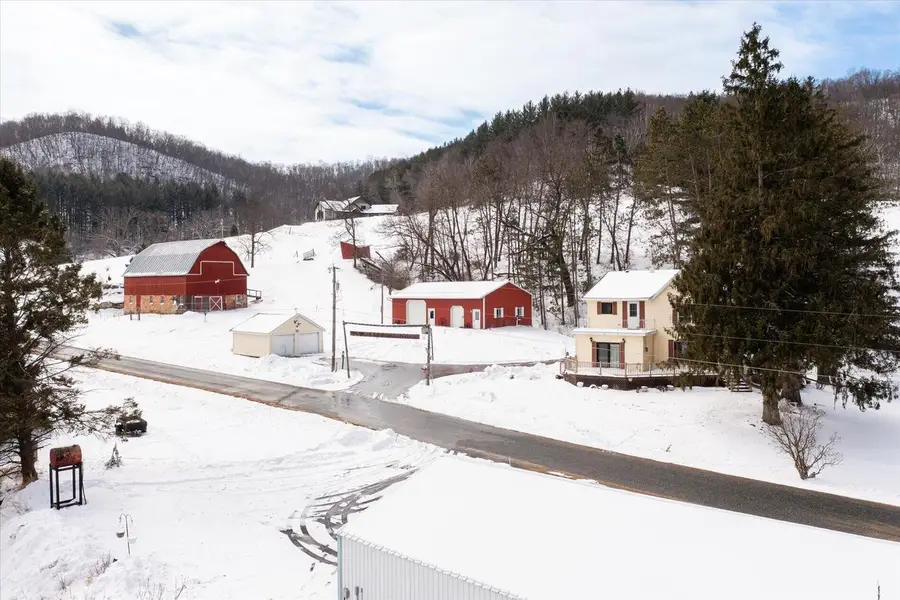 S921 Sveum Ridge ROAD, Coon Valley, WI 54623 - #2