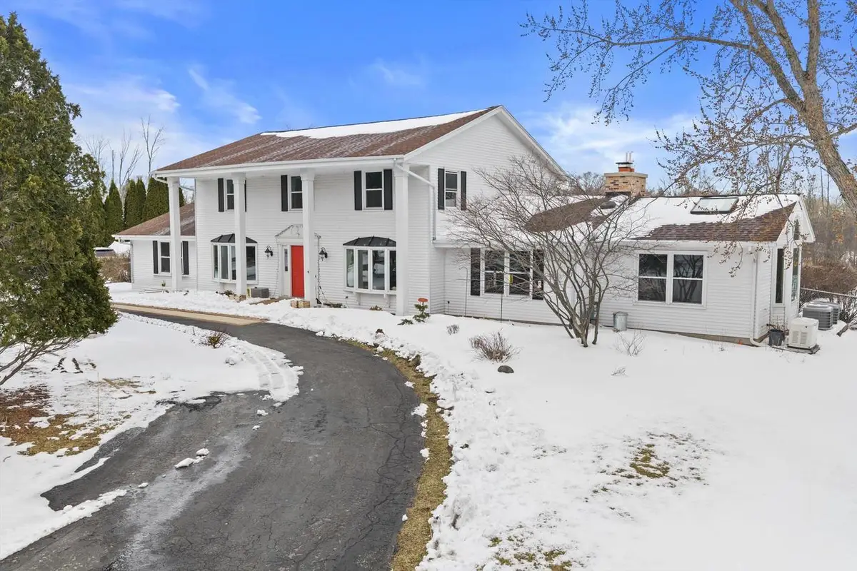 2626 W Ranch ROAD, Mequon, WI 53092 - #1