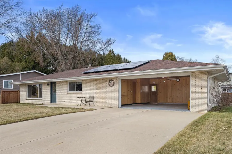 206 Fredonia AVENUE, Fredonia, WI 53021 - #2