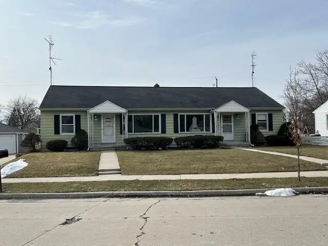 2221 Mayflower AVENUE, Sheboygan, WI 53083 - #1