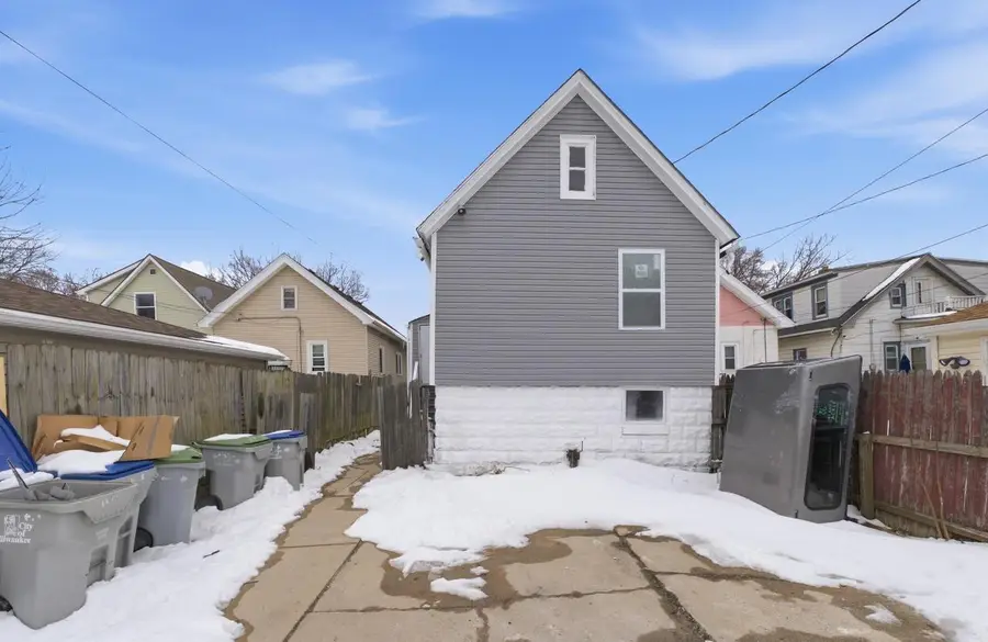 712 S 37th STREET #712A, Milwaukee, WI 53215 - #2