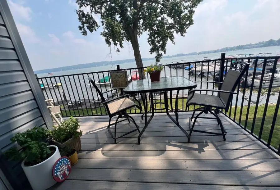 536 N Cogswell DRIVE #6, Silver Lake, WI 53170 - #2