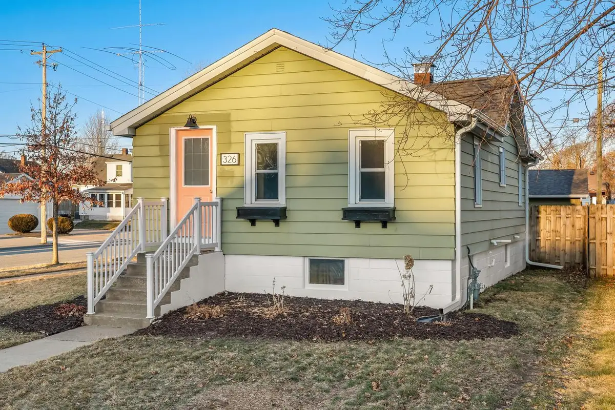 326 9th AVENUE S, Onalaska, WI 54650 - #1