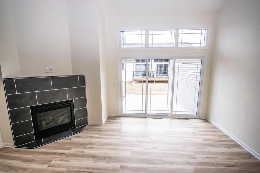 1336 Legion CIRCLE, West Bend, WI 53090 - #3