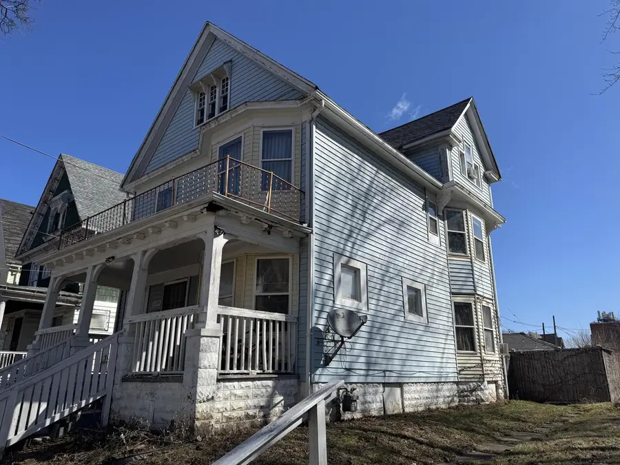 1114 N 25th STREET, Milwaukee, WI 53233 - #2