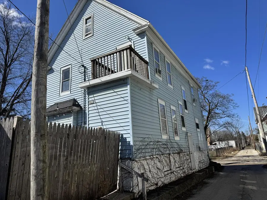 1114 N 25th STREET, Milwaukee, WI 53233 - #3