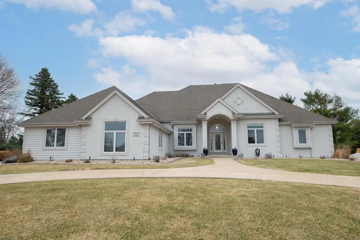 W226N3551 Wethersfield ROAD, Pewaukee, WI 53072 - #1
