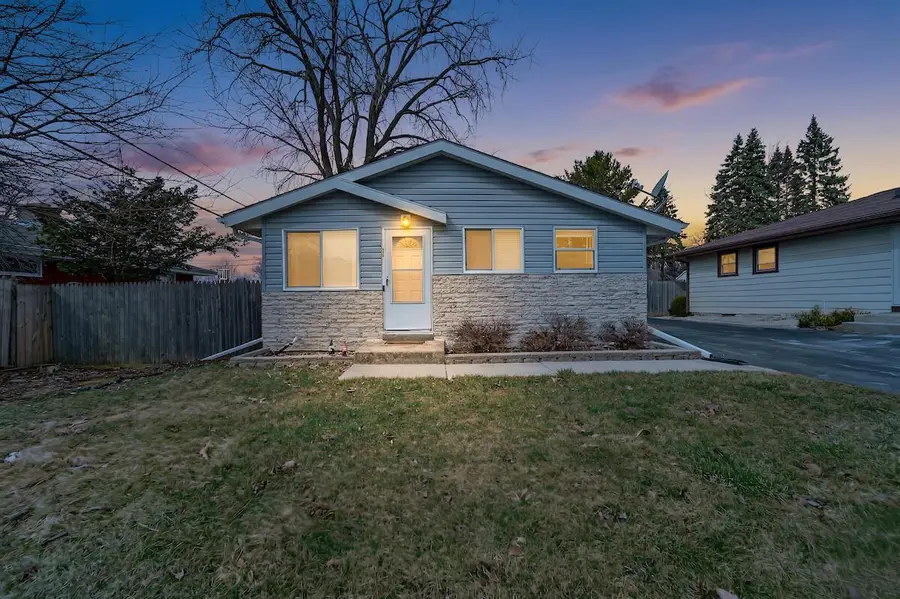 24 Oregon STREET, Racine, WI 53405 - #2