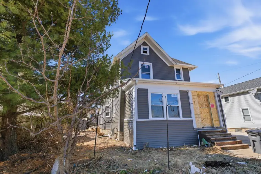 206 Maple AVENUE, Waukesha, WI 53186 - #3