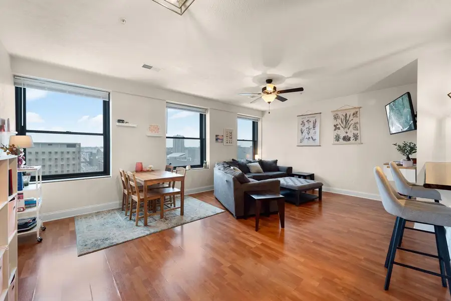 606 W Wisconsin AVENUE #1102, Milwaukee, WI 53203 - #3