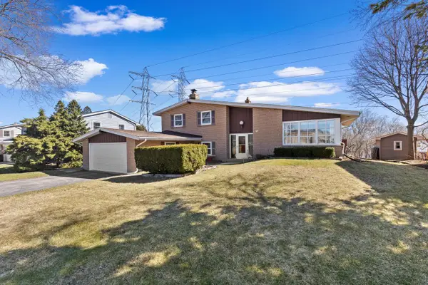 2744 N Park DRIVE, Wauwatosa, WI 53222