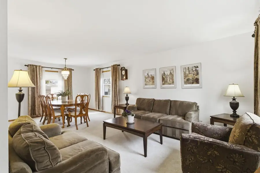 6223 W Hustis STREET, Milwaukee, WI 53223 - #2