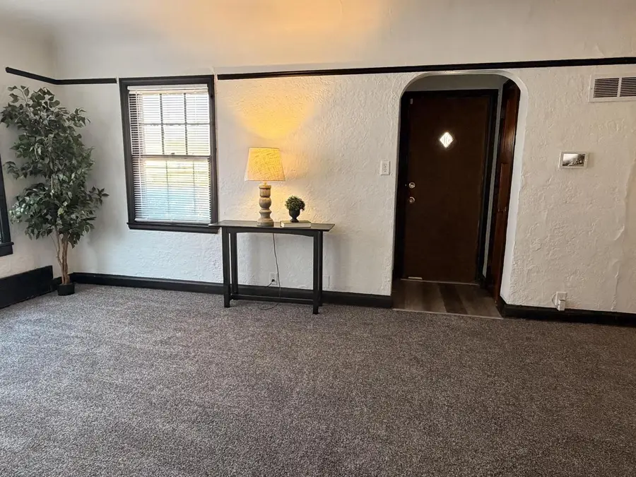 4235 W Fairmount AVENUE, Milwaukee, WI 53209 - #3