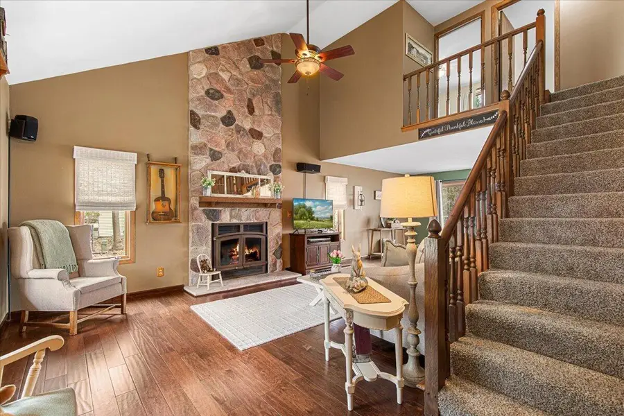 809 Amy Belle Lake ROAD, Hubertus, WI 53033 - #2