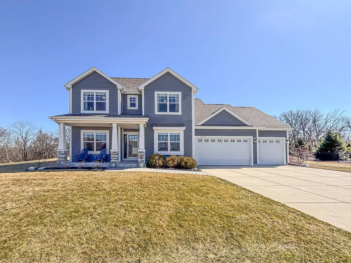 W275N358 Arrowhead TRAIL, Waukesha, WI 53188 - #1