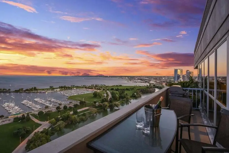 1660 N Prospect AVENUE #506, Milwaukee, WI 53202 - #2