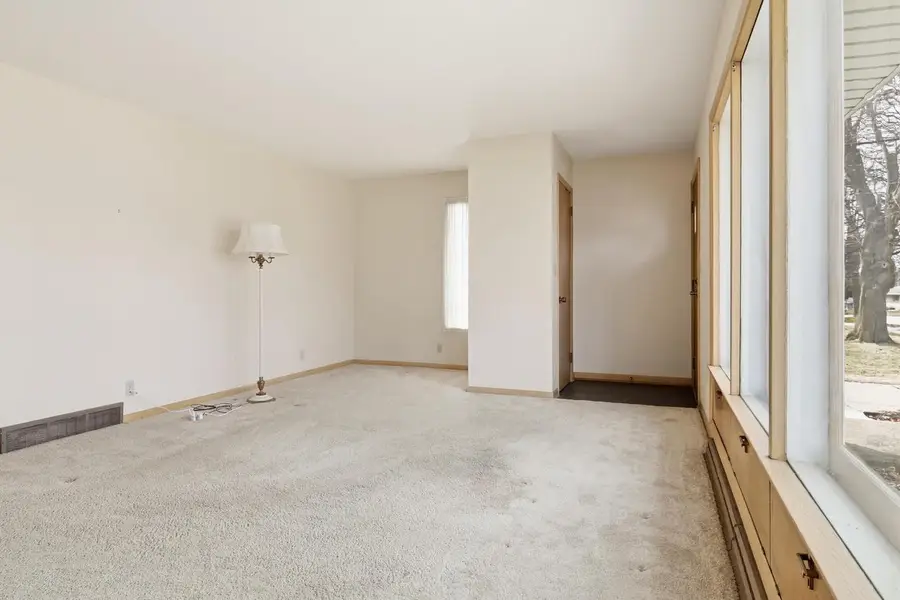 5222 Mead ROAD, Greendale, WI 53129 - #3