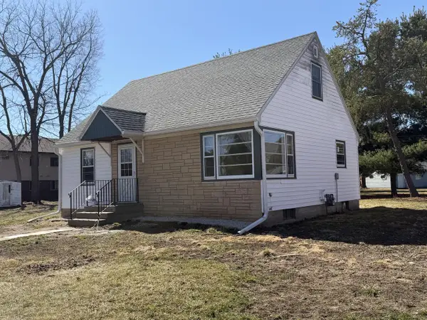 307 Walnut STREET N, La Crescent, MN 55947