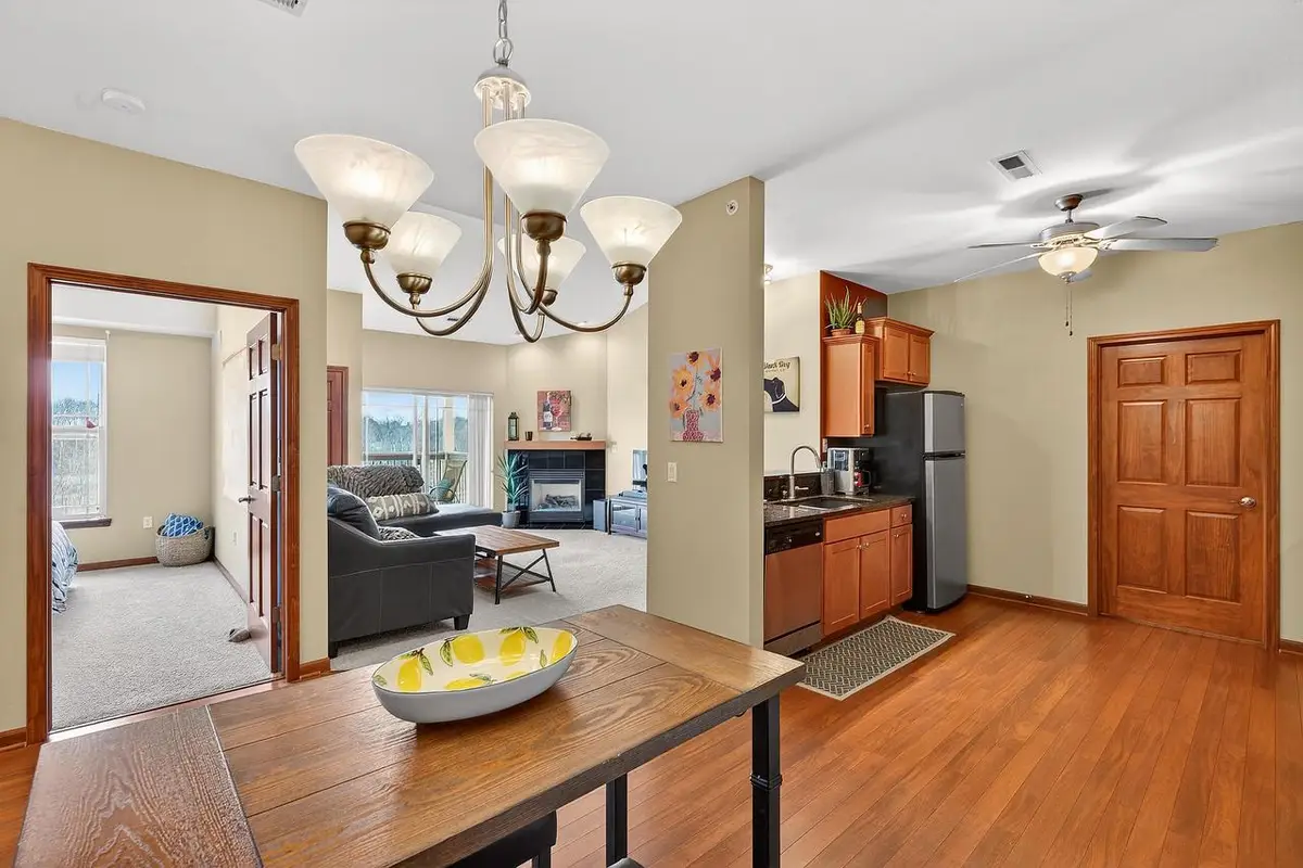 230 Hilldale DRIVE #1304, Hartford, WI 53027 - #1