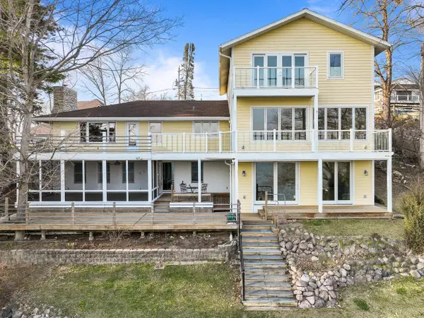 W2115 Beulah Heights ROAD, East Troy, WI 53120