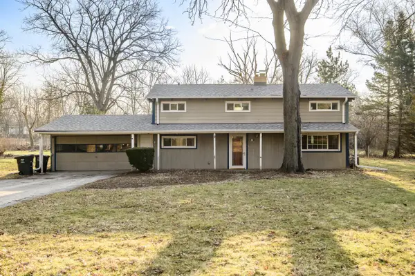 888 Wildwood PLACE, Oconomowoc, WI 53066