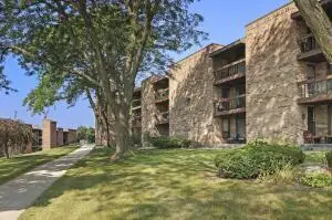 3635 N Tucker PLACE #210, Milwaukee, WI 53222 - #1