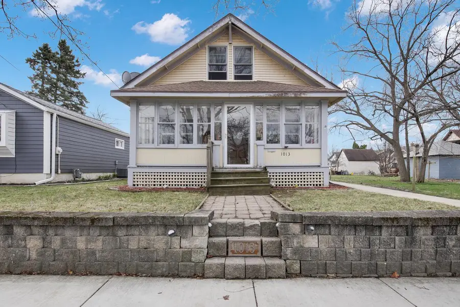 1013 Pearl STREET, Waukesha, WI 53186 - #2