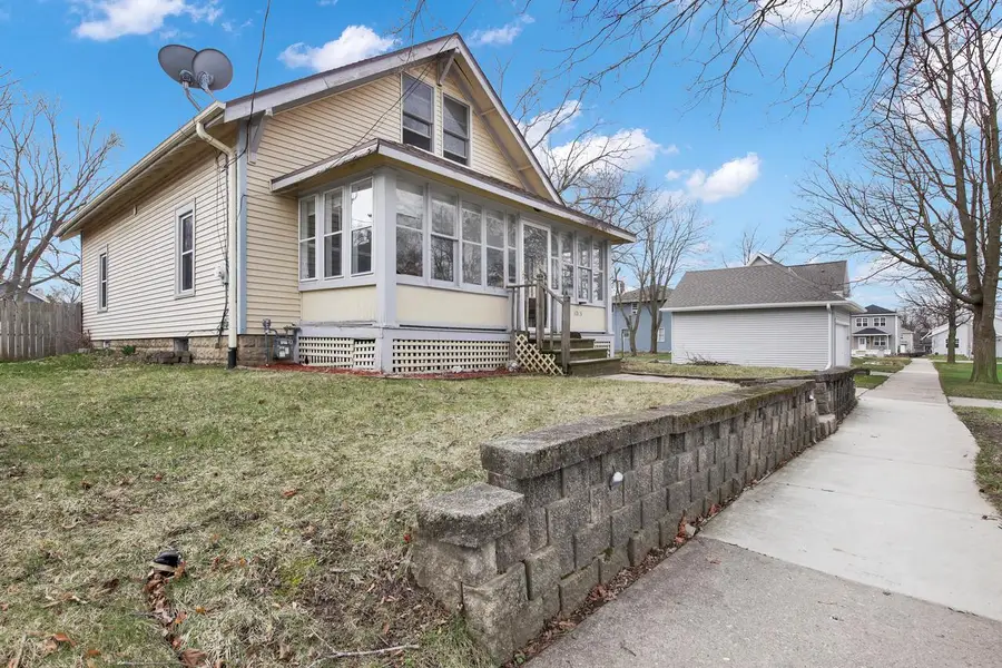 1013 Pearl STREET, Waukesha, WI 53186 - #3