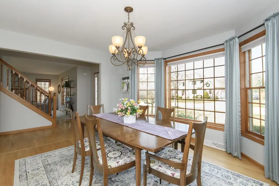 4195 W Squire AVENUE, Greenfield, WI 53221 - #2