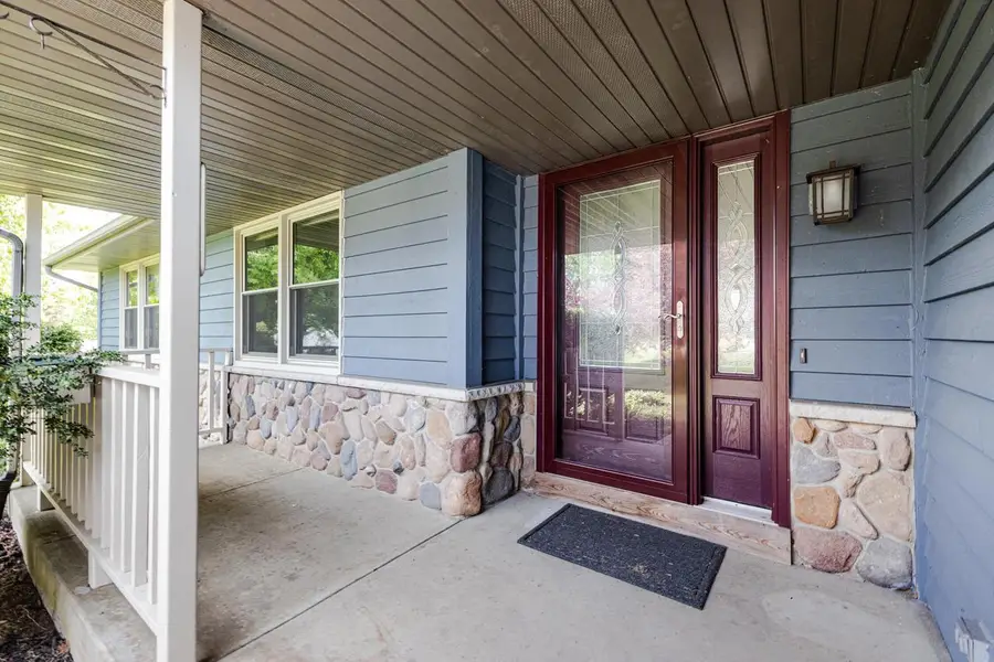 S32W31809 Squire COURT, Waukesha, WI 53189 - #3