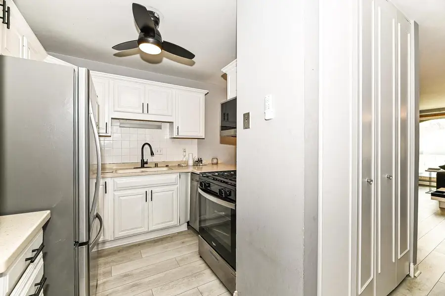 11926 W Mill ROAD #4, Milwaukee, WI 53225 - #3