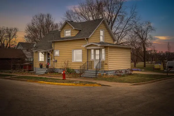 818 Long COURT, Sparta, WI 54656