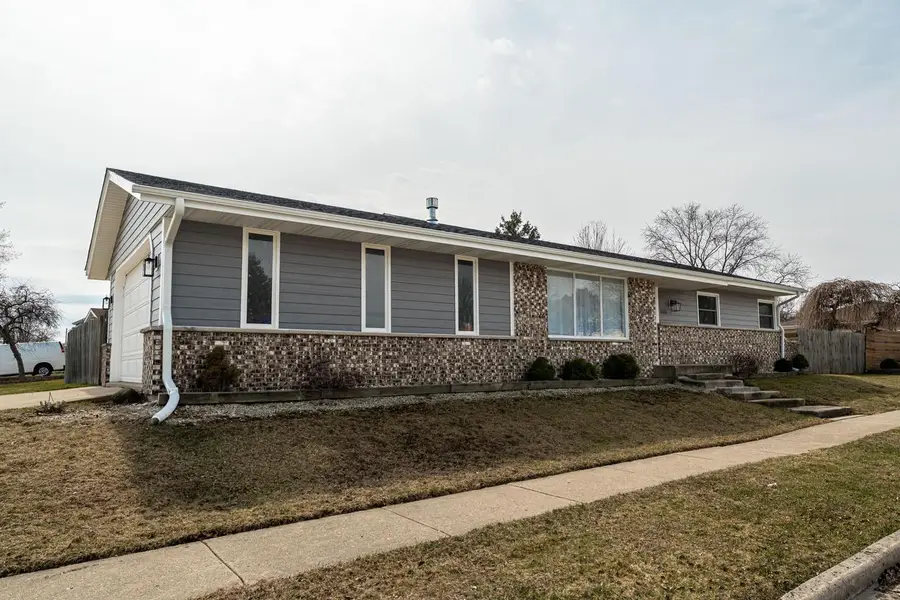 6111 69th STREET, Kenosha, WI 53142 - #2
