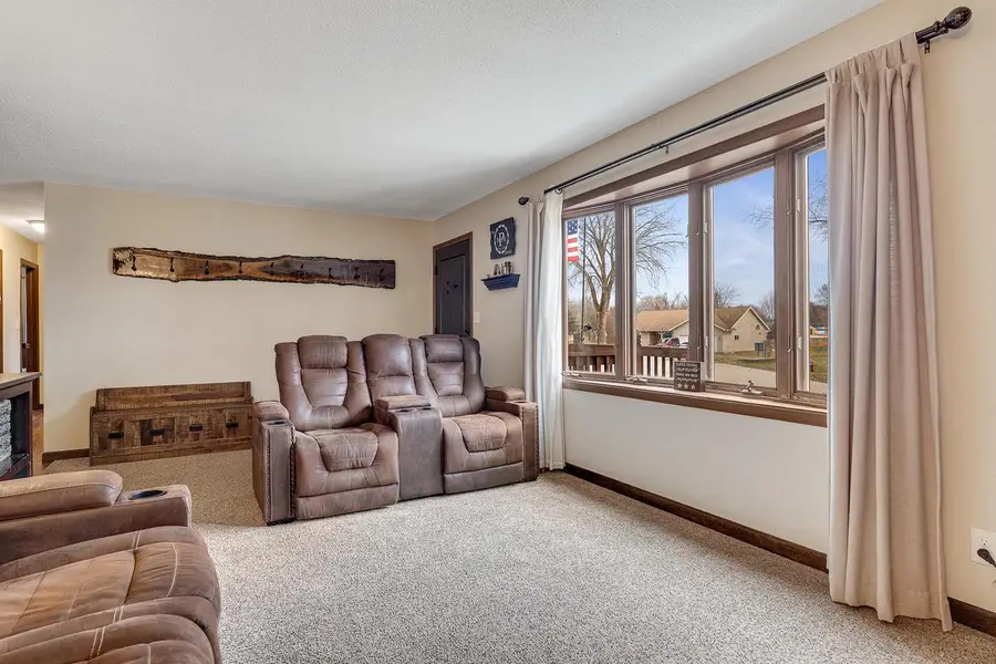 3611 Brook LANE, Onalaska, WI 54650 - #3