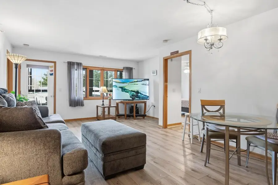 207 Oconomowoc PARKWAY, Oconomowoc, WI 53066 - #2