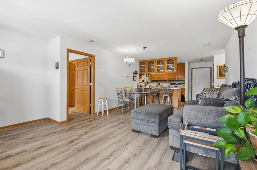 207 Oconomowoc PARKWAY, Oconomowoc, WI 53066 - #3