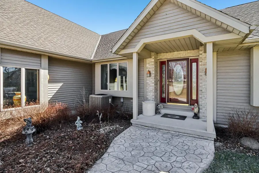 978 N Dewey Avenue, Jefferson, WI 53549 - #3