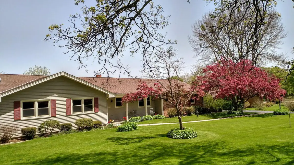 4394 S Pin Oak LANE W #254, Waukesha, WI 53189 - #1