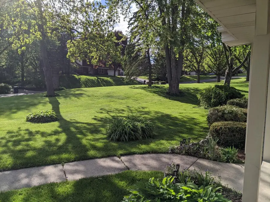 4394 S Pin Oak LANE W #254, Waukesha, WI 53189 - #2