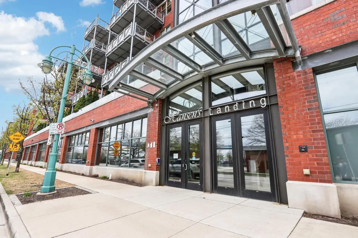 541 Erie STREET #201, Milwaukee, WI 53202 - #1