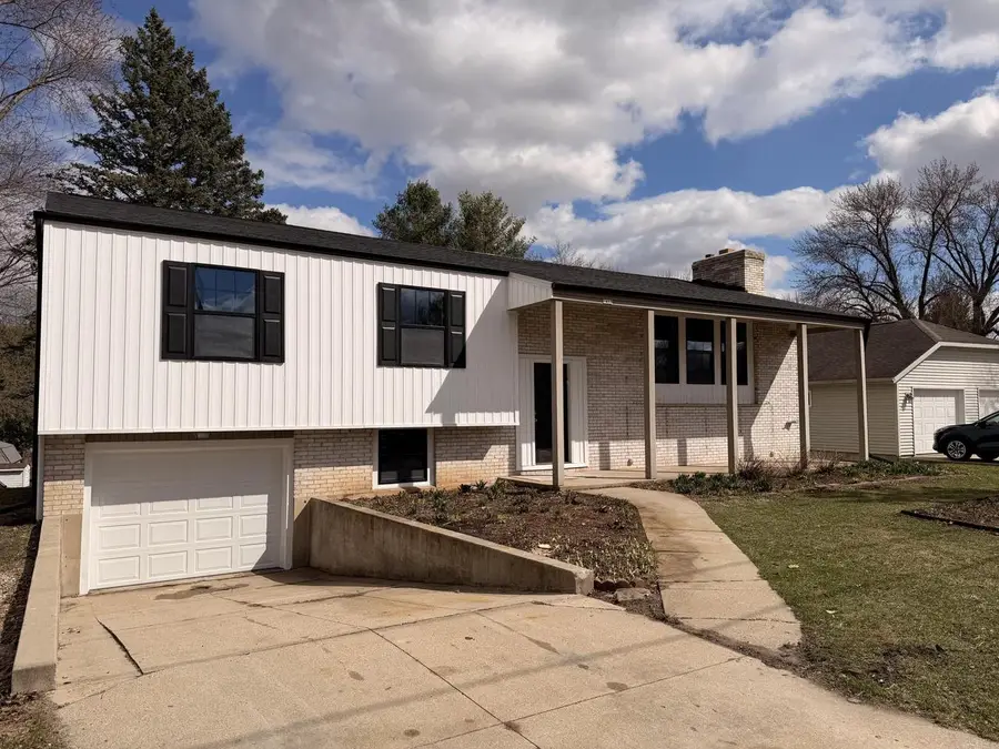 1413 Center STREET, Watertown, WI 53098 - #2