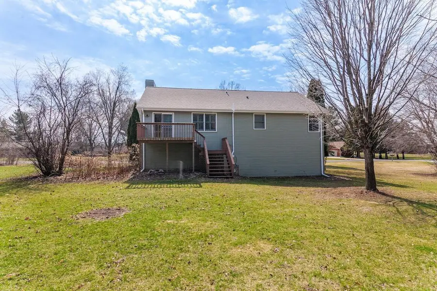 W260 Vista DRIVE, Oconomowoc, WI 53066 - #2