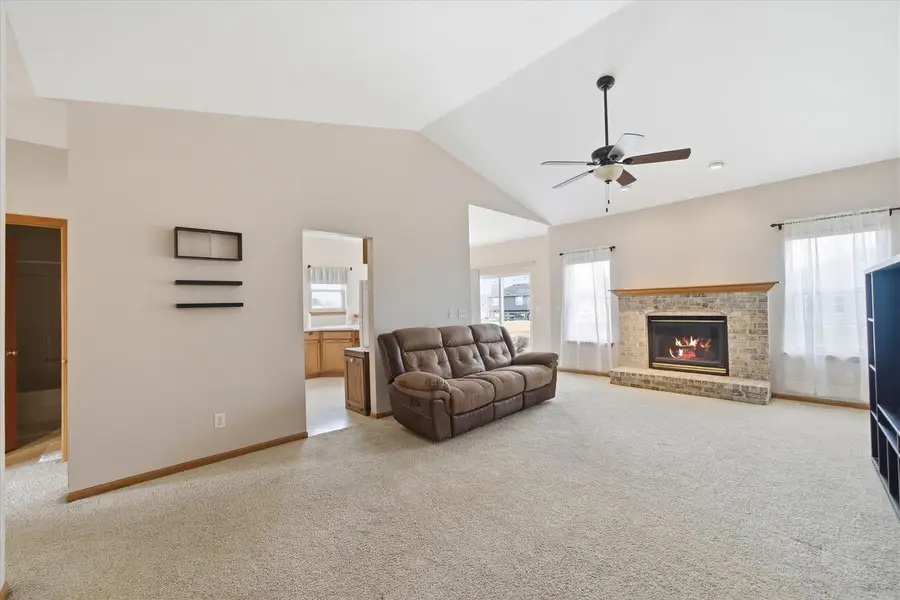 N8330 Whippoorwill ROAD, Ixonia, WI 53036 - #2