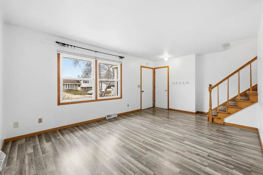 2419 Deerfield DRIVE, West Bend, WI 53090 - #2